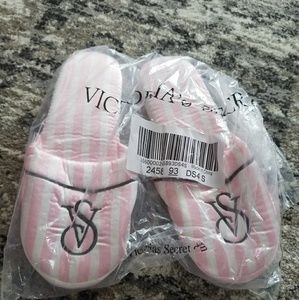 VS bedroom slippers